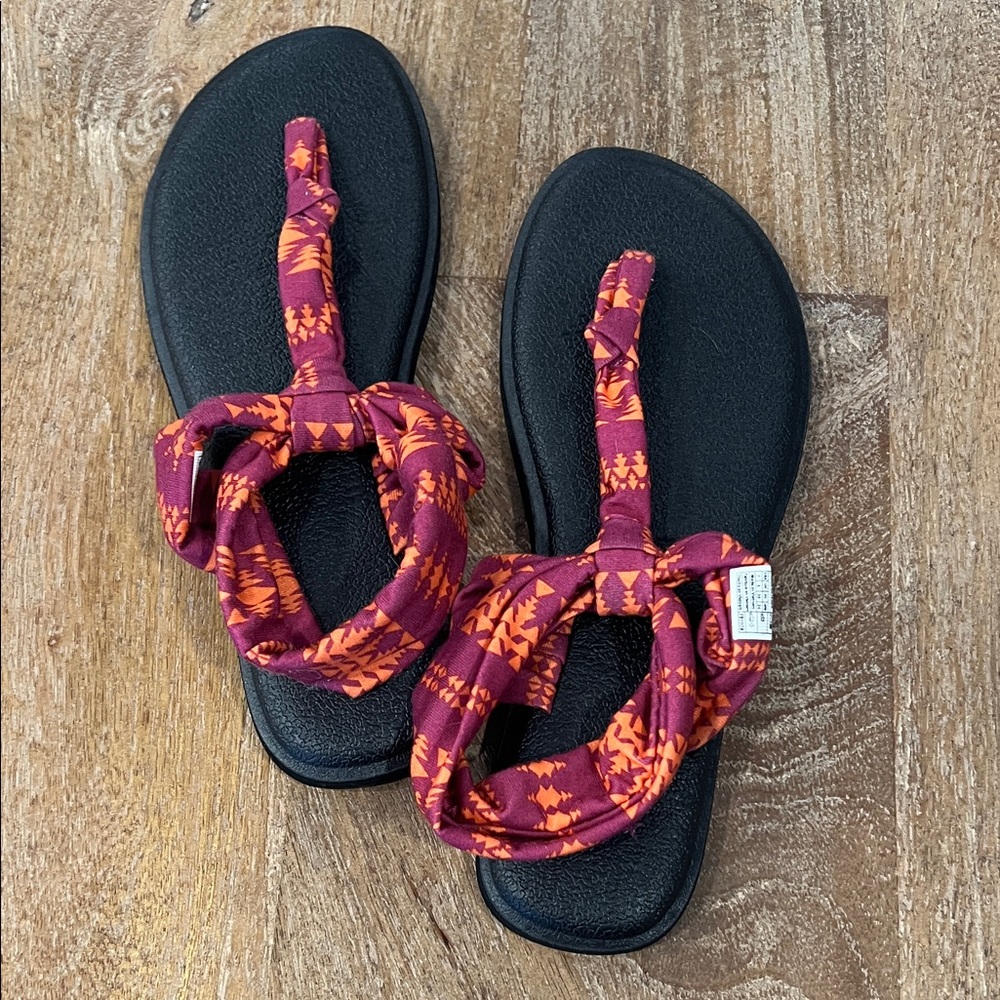 Sanuk Sandals Mulberry and Orange straps